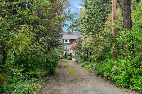 Saanich, BC V9A 2R8,3062 Admirals Rd