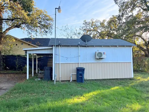 Fort Worth, TX 76105,1812 Arch Street