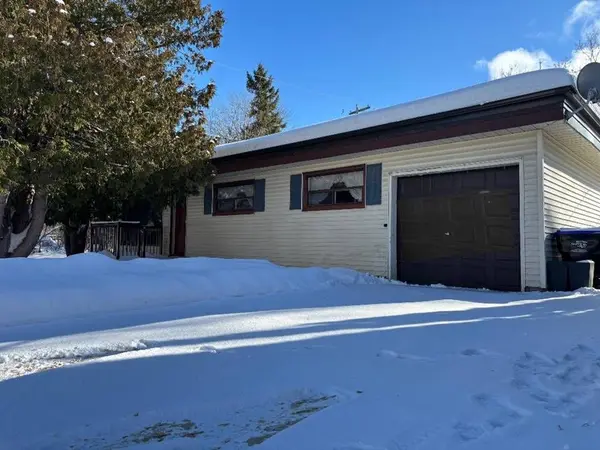 Severn, ON L0K 1E0,1 GRAY ST