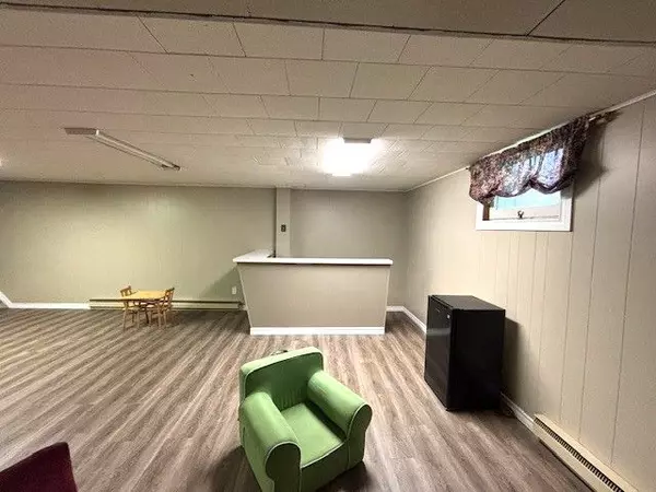 Kirkland Lake, ON P2N 1M2,4 Mcphee AVE