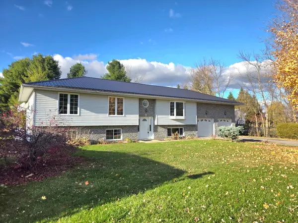 Edwardsburgh/cardinal, ON K0E 1X0,712 Hyndman RD