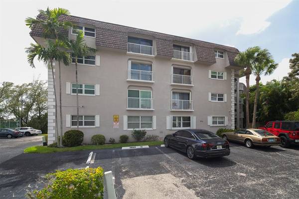 5951 NE 14th Ln #308N, Fort Lauderdale, FL 33334