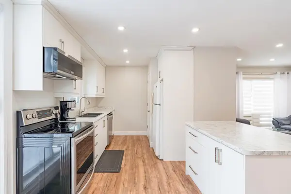 Tay, ON L0K 1R0,137 1st AVE