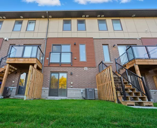 Collingwood, ON L9Y 5H8,42 Winters CRES