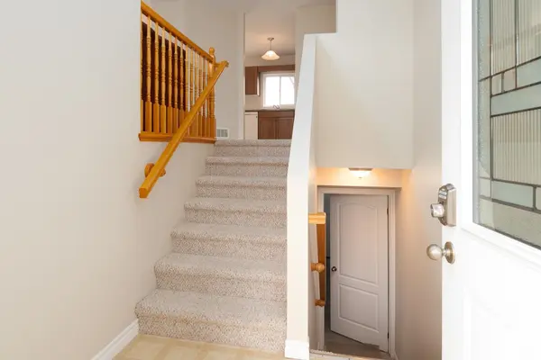 Quinte West, ON K0K 2C0,28 Kyle CT