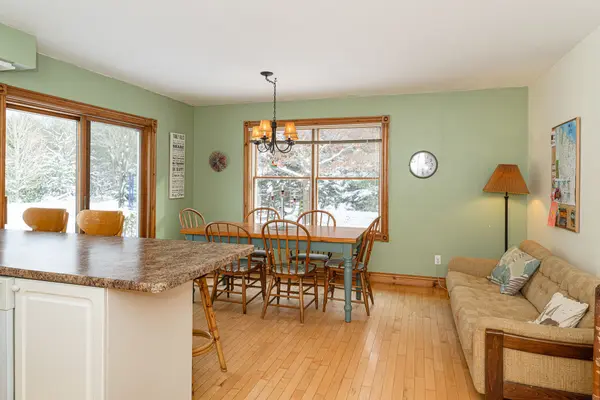 Grey Highlands, ON N0C 1H0,255 Blue Jay CRES