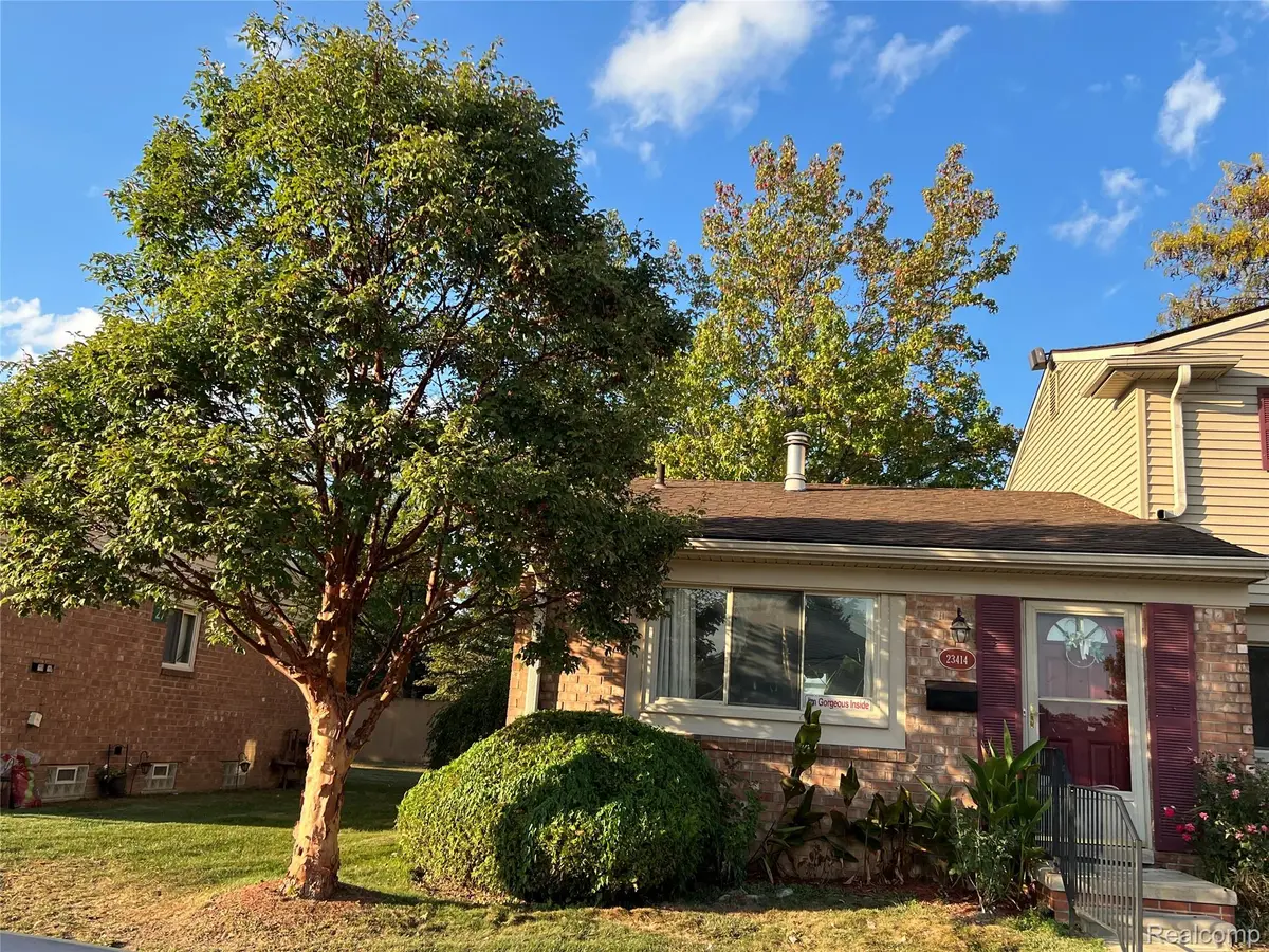 Taylor, MI 48180,23414 Baker ST #332