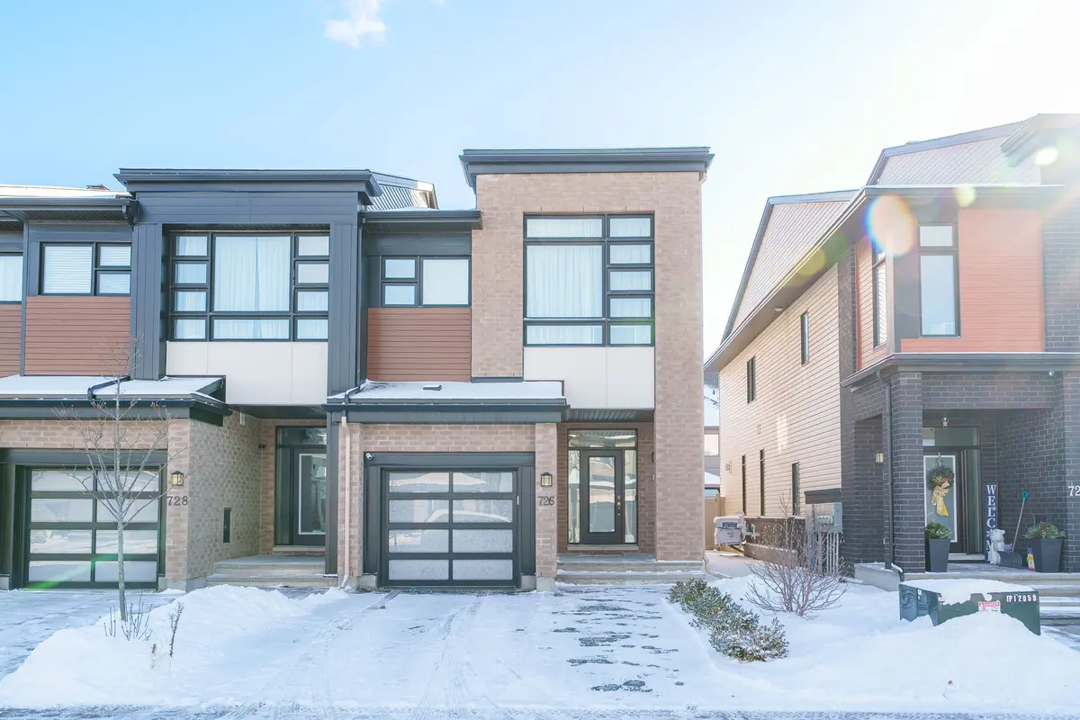 Blossom Park - Airport And Area, ON K1X 0C7,726 Octave GRV