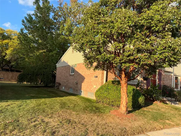 Taylor, MI 48180,23414 Baker ST #332