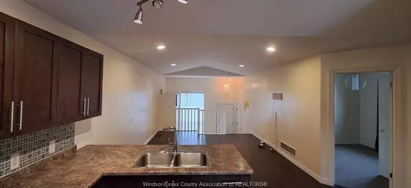 Windsor, ON N8N 0A4,3198 Seville Ave