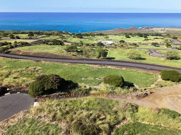 Kealakekua, HI 96750,81-465 PIIALII WAY