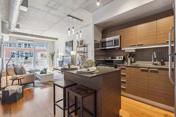 Ottawa Centre, ON K2P 0S1,349 Mcleod ST #623