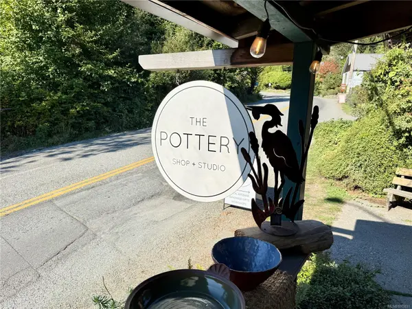 Salt Spring, BC V8K 1X6,2909 Fulford-Ganges Rd SW