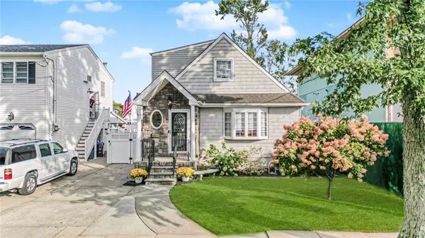 26 Buffington AVE, Staten  Island, NY 10312