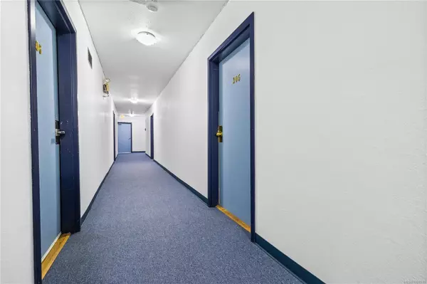 Sayward, BC V0N 1A0,611 Macmillan Dr #305