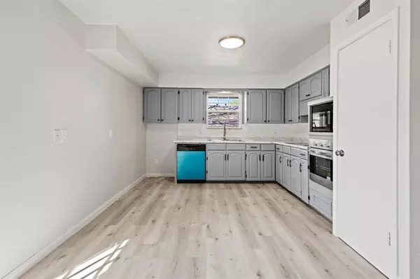 Dallas, TX 75241,1116 Oxbow Lane