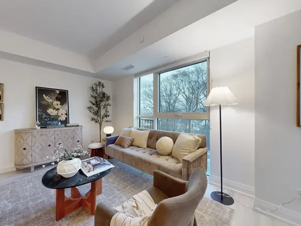 Toronto E06, ON M1N 1R3,1400 Kingston RD #301