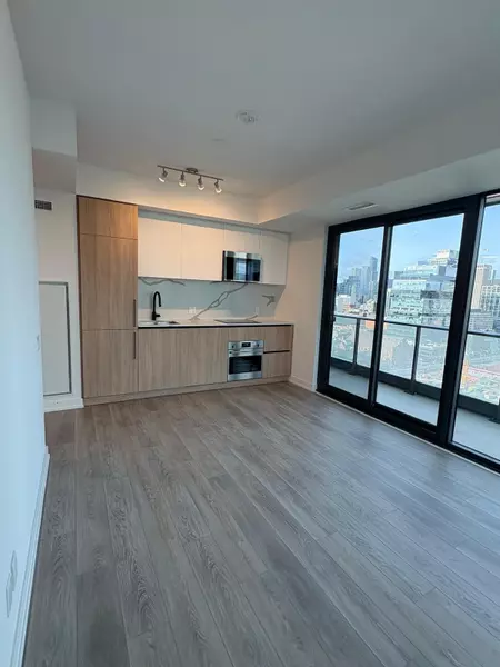 35 Parliament ST #1811, Toronto C08, ON M5A 0Z5