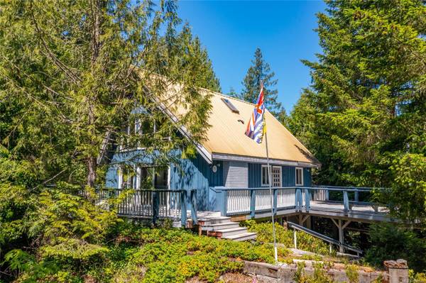 4605 Mate Rd, Pender Island, BC V0N 2M0