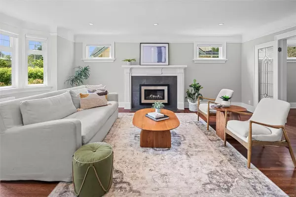 Oak Bay, BC V8S 2T9,750 Island Rd