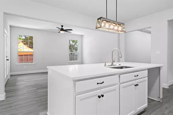 Dallas, TX 75217,743 Ella Avenue