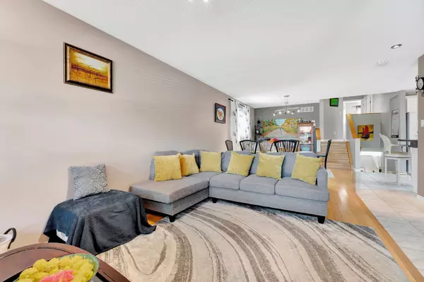 Hamilton, ON L9B 2T5,39 Marilyn CT