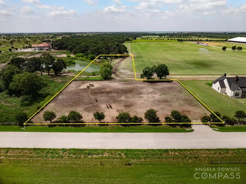311 Martingale Trail, Oak Point, TX 75068