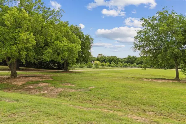 Bartonville, TX 76226,790 Badminton Drive