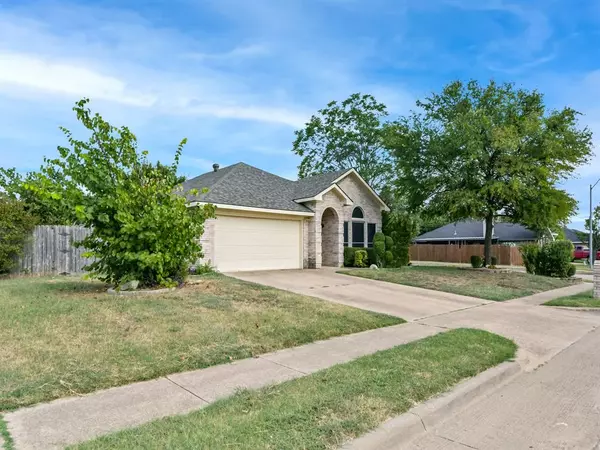 Midlothian, TX 76065,1422 S 3rd Street