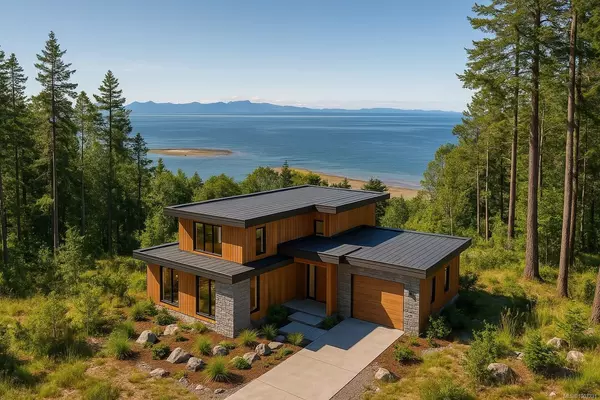 Comox, BC V9M 3T9,348 Lazo Rd