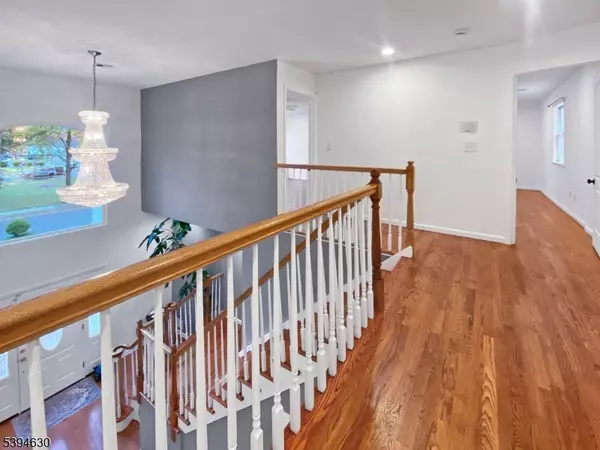 Clark Twp., NJ 07066,67 BROOKSIDE TER