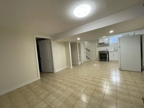 Toronto W04, ON M6L 1P6,384 Maple Leaf DR #Bsmt