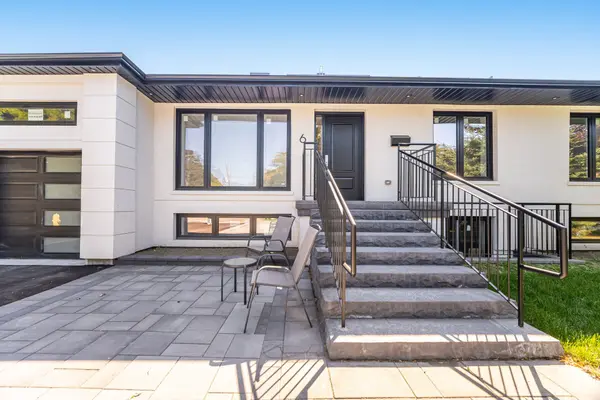 Toronto C06, ON M3H 5A7,6 Casino CT