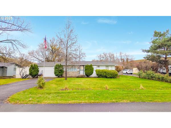 Milton Freewater, OR 97862,82449 ROSEBROOKE RD