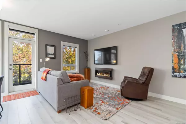 Victoria, BC V8V 1R5,300 Michigan St #301