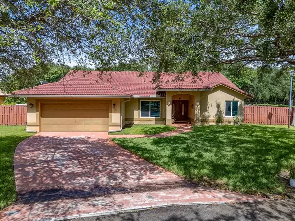 Plantation, FL 33317,5392 SW 11TH ST