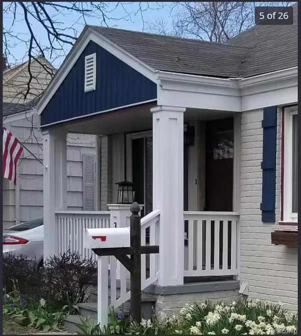 Royal Oak, MI 48073,3402 Ravena AVE