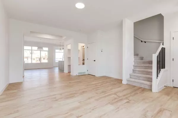 Okotoks, AB T1S 4Z5,201 Tillotson DR