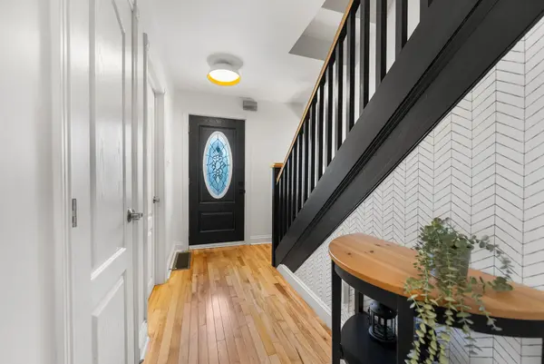 Renfrew, ON K7V 2V7,212 Prince ST W