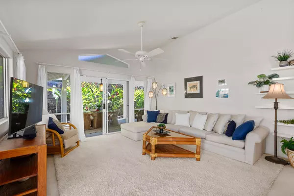 Kailua-kona, HI 96740,75-234 NANI KAILUA DR #85