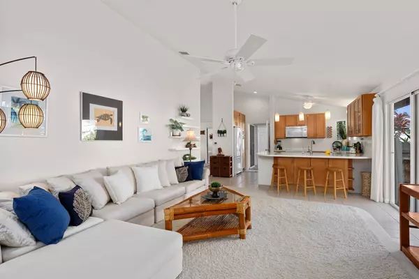 Kailua-kona, HI 96740,75-234 NANI KAILUA DR #85