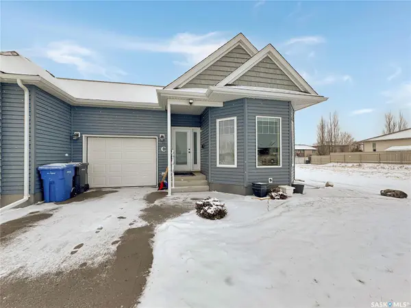 North Battleford, SK S9A 1B6,2301 Amos DRIVE #C