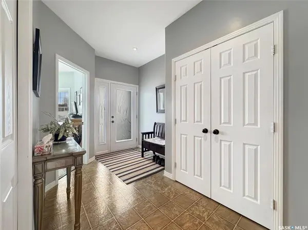 North Battleford, SK S9A 1B6,2301 Amos DRIVE #C