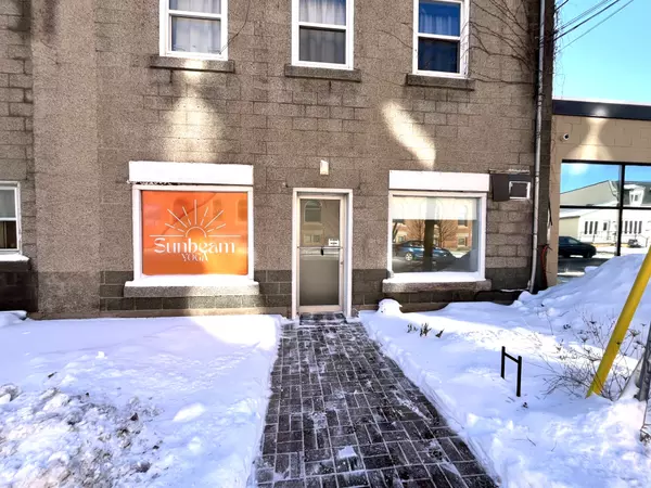 Smiths Falls, ON K7A 2B1,3 William ST W