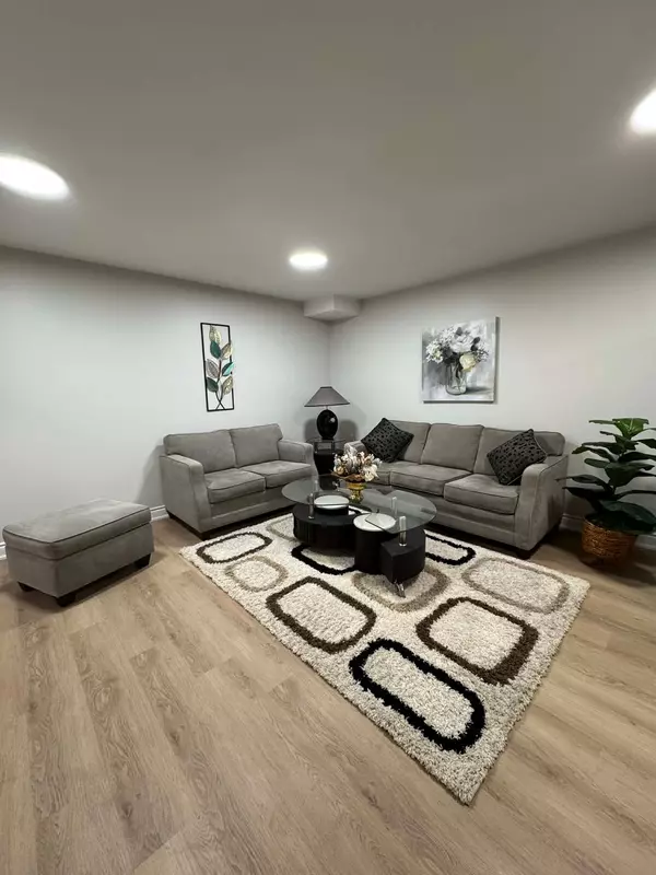 Mississauga, ON L5M 0C8,5218 Palmetto PL #Basement