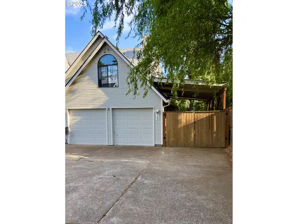 Hillsboro, OR 97124,729 NE ROGAHN ST