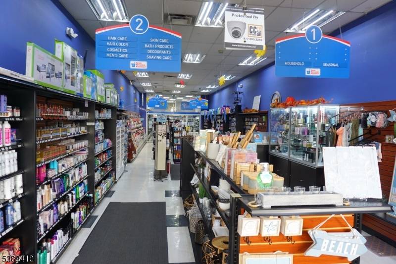 101 Terhune Ave, Lodi Boro, NJ 07644