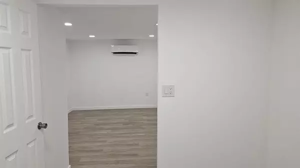 Hollywood, FL 33024,1111 N 63rd Ave