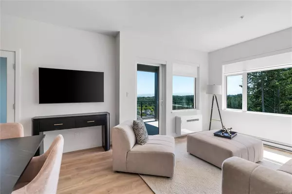 View Royal, BC V9B 3R7,2000 West Park Lane #401