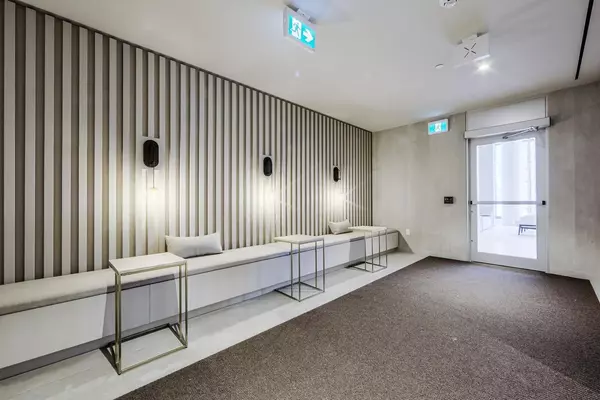 Toronto C08, ON M5E 0G1,55 Cooper ST S #2808